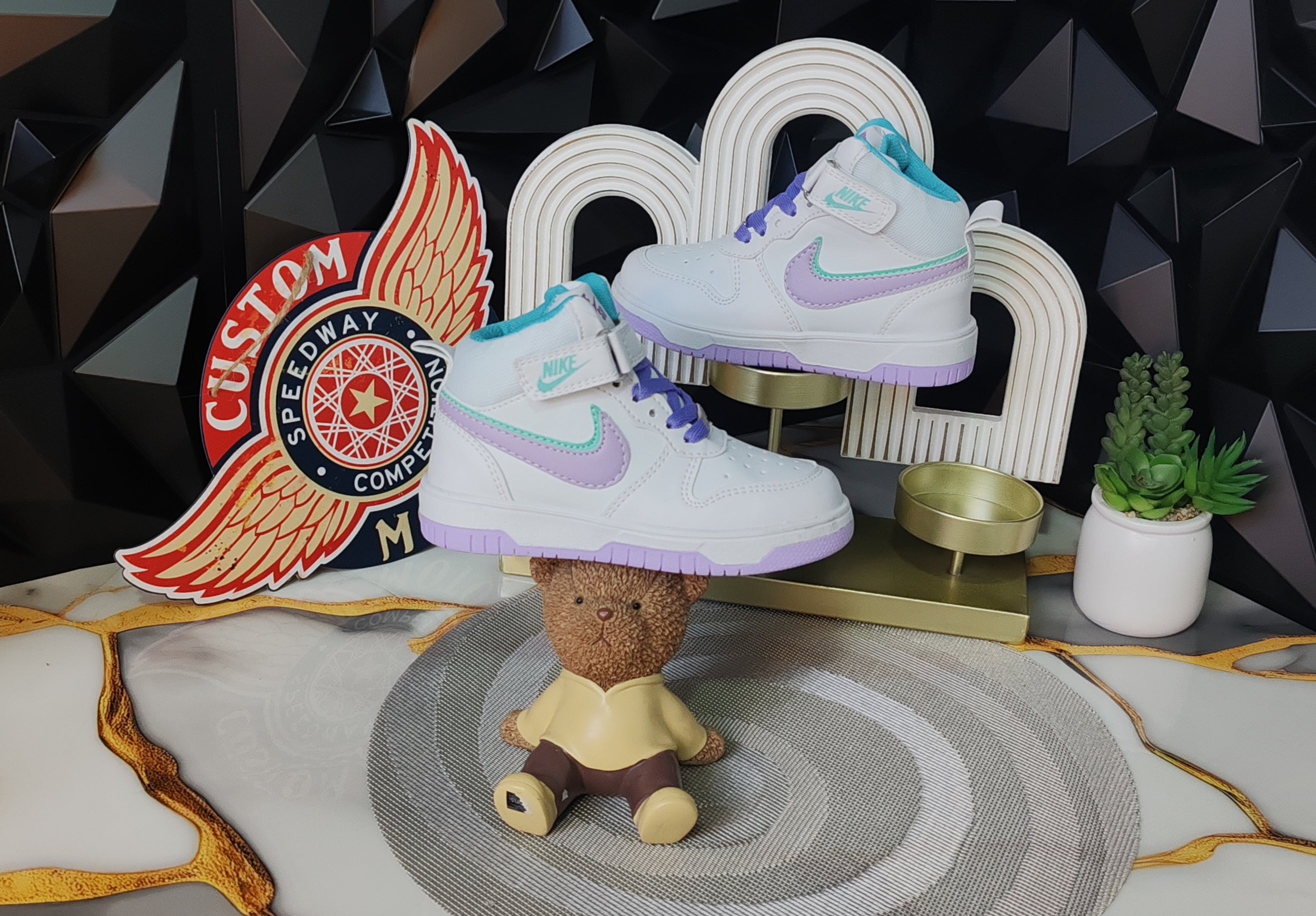 Nike 011 Court Mid