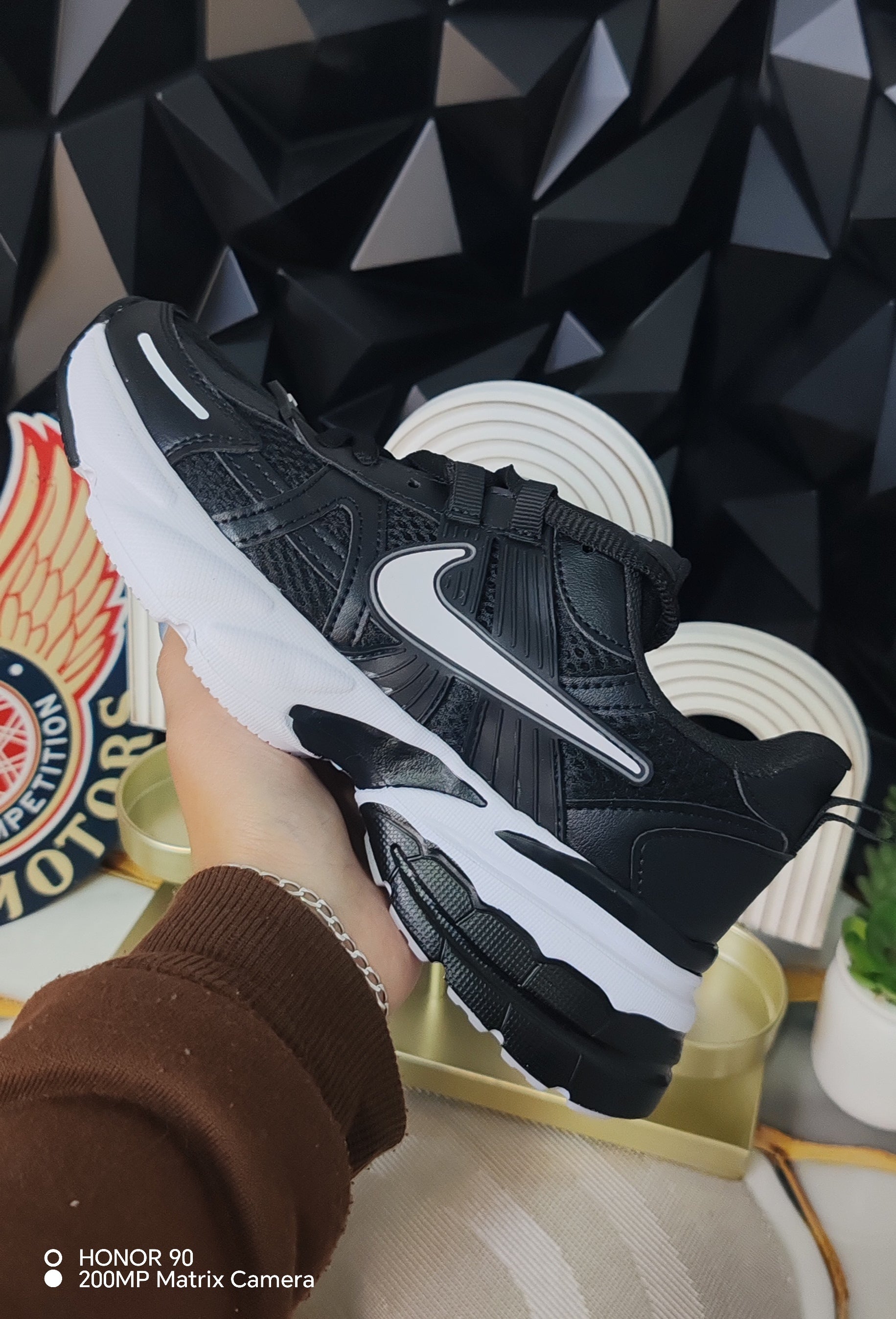 Nike V2K