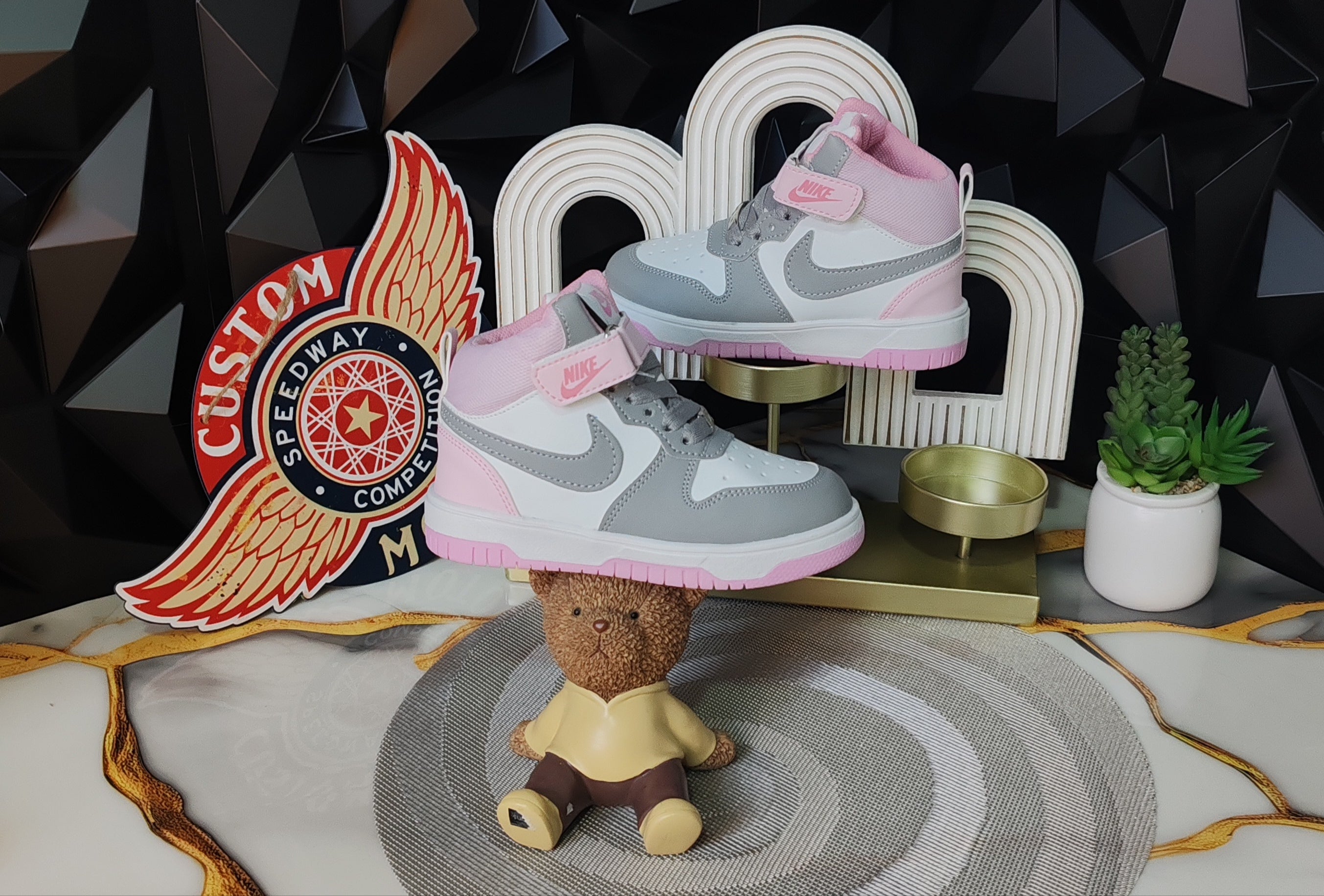 Nike 011 Court Mid