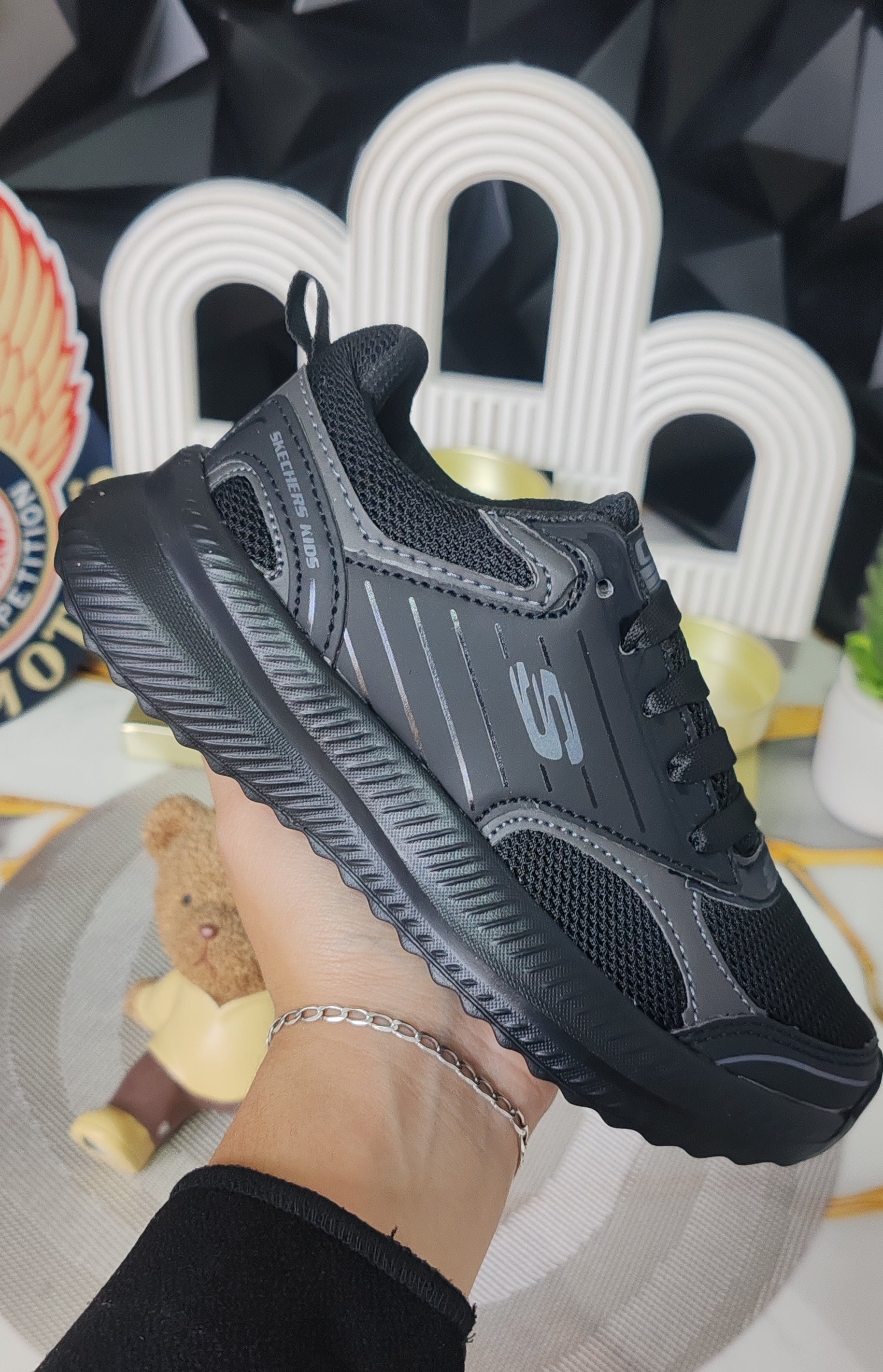 Skechers