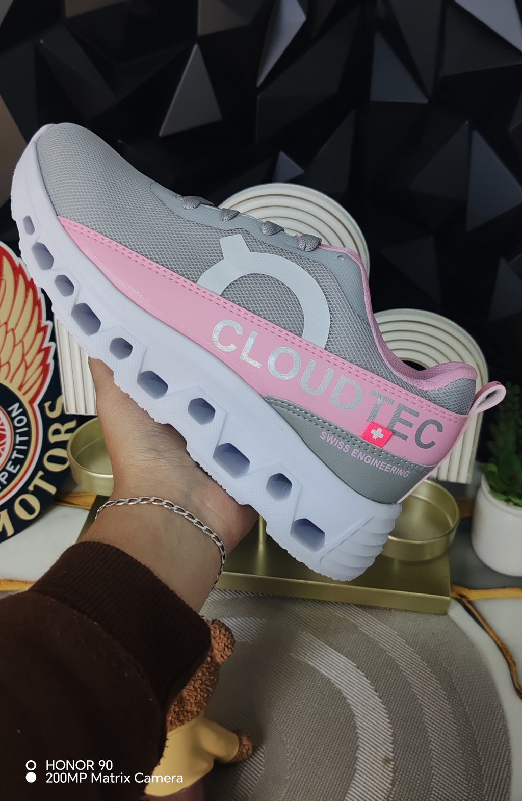 CLOUTEDTEC