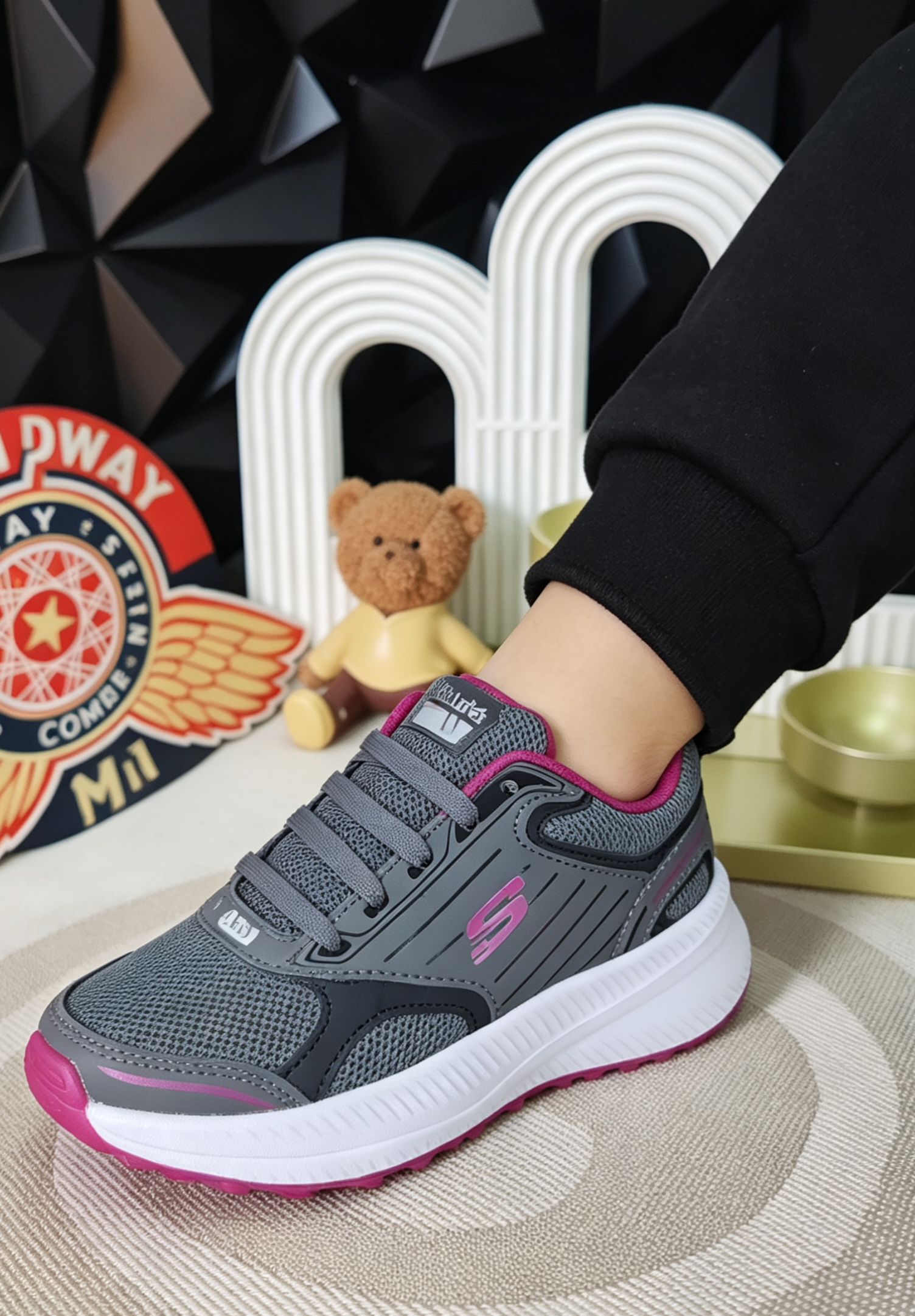 Skechers