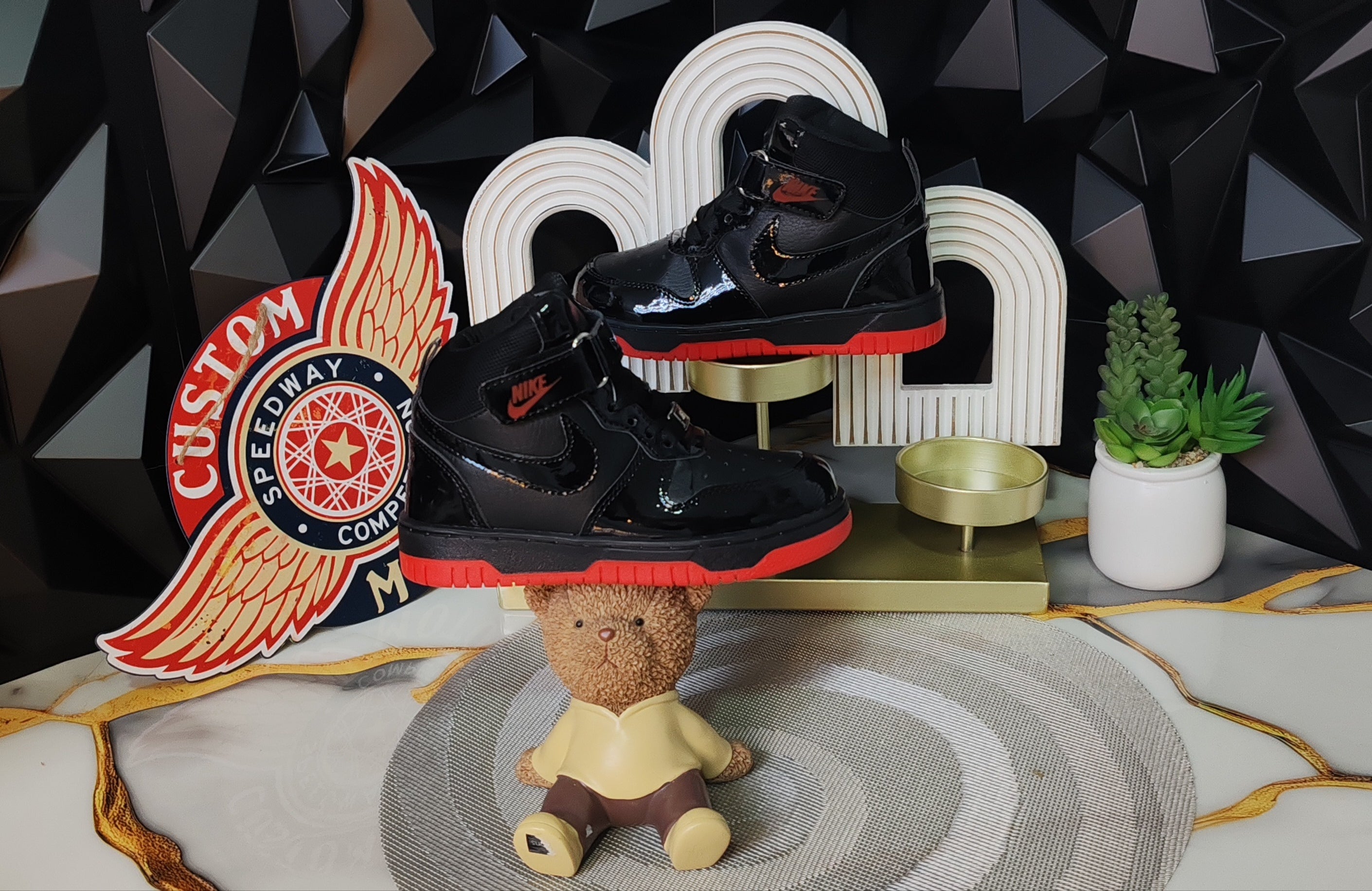 Nike 011 Court Mid