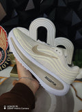 Nike Vomero Plus