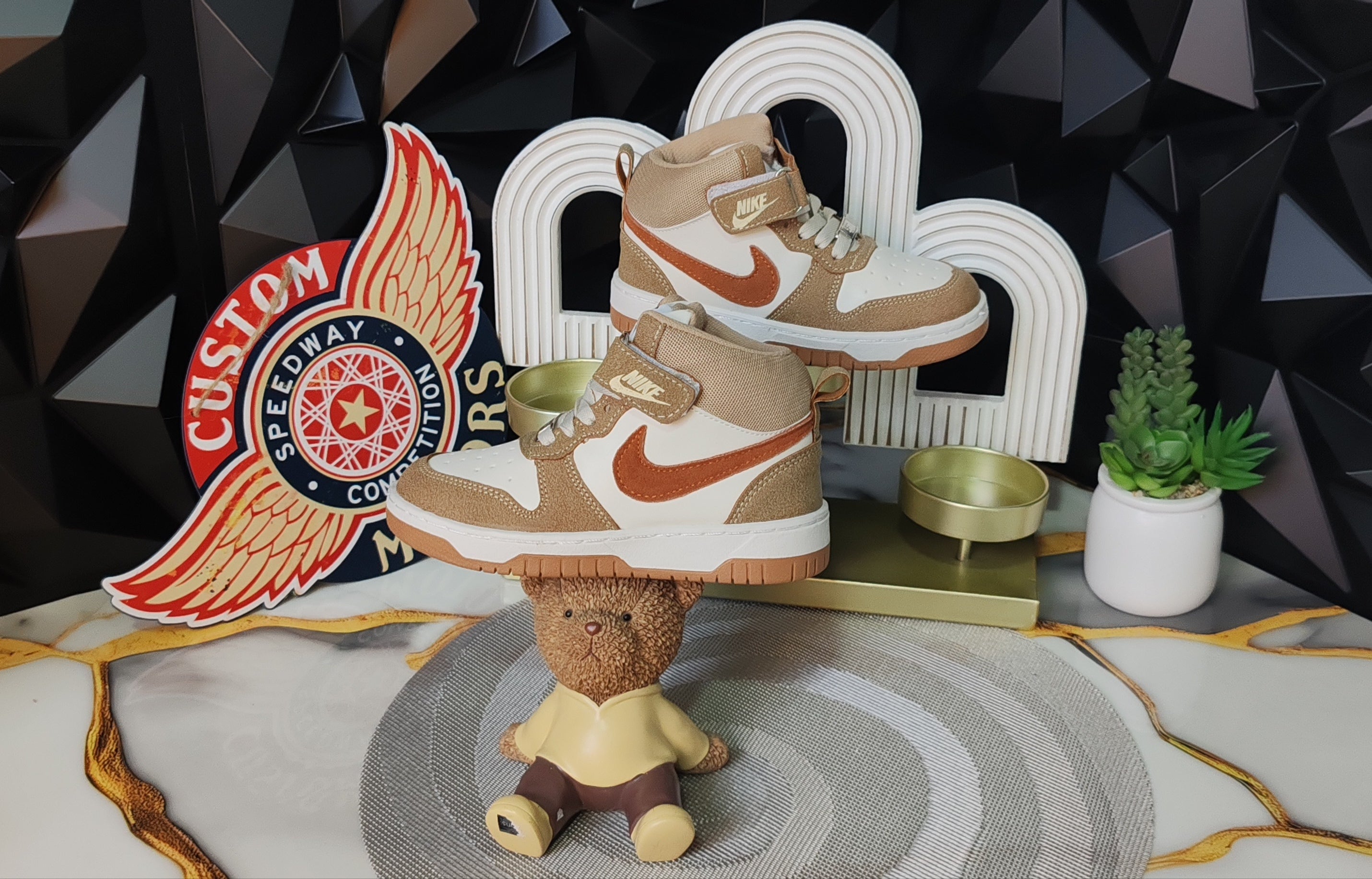 Nike 011 Court Mid