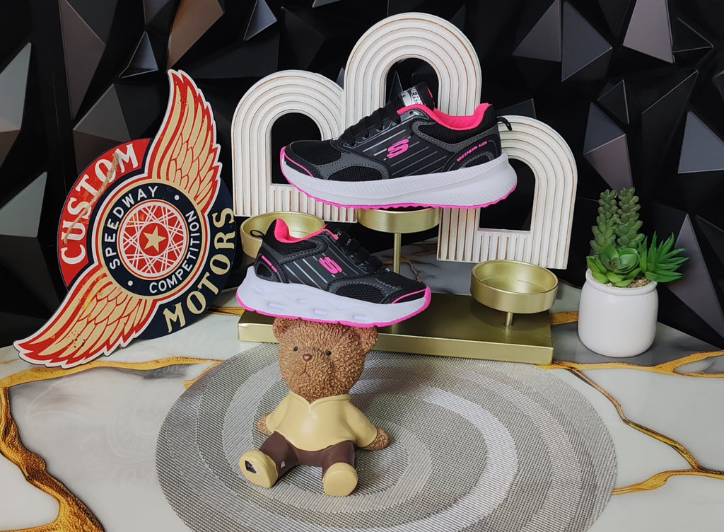Skechers