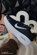 Nike Vomero Plus