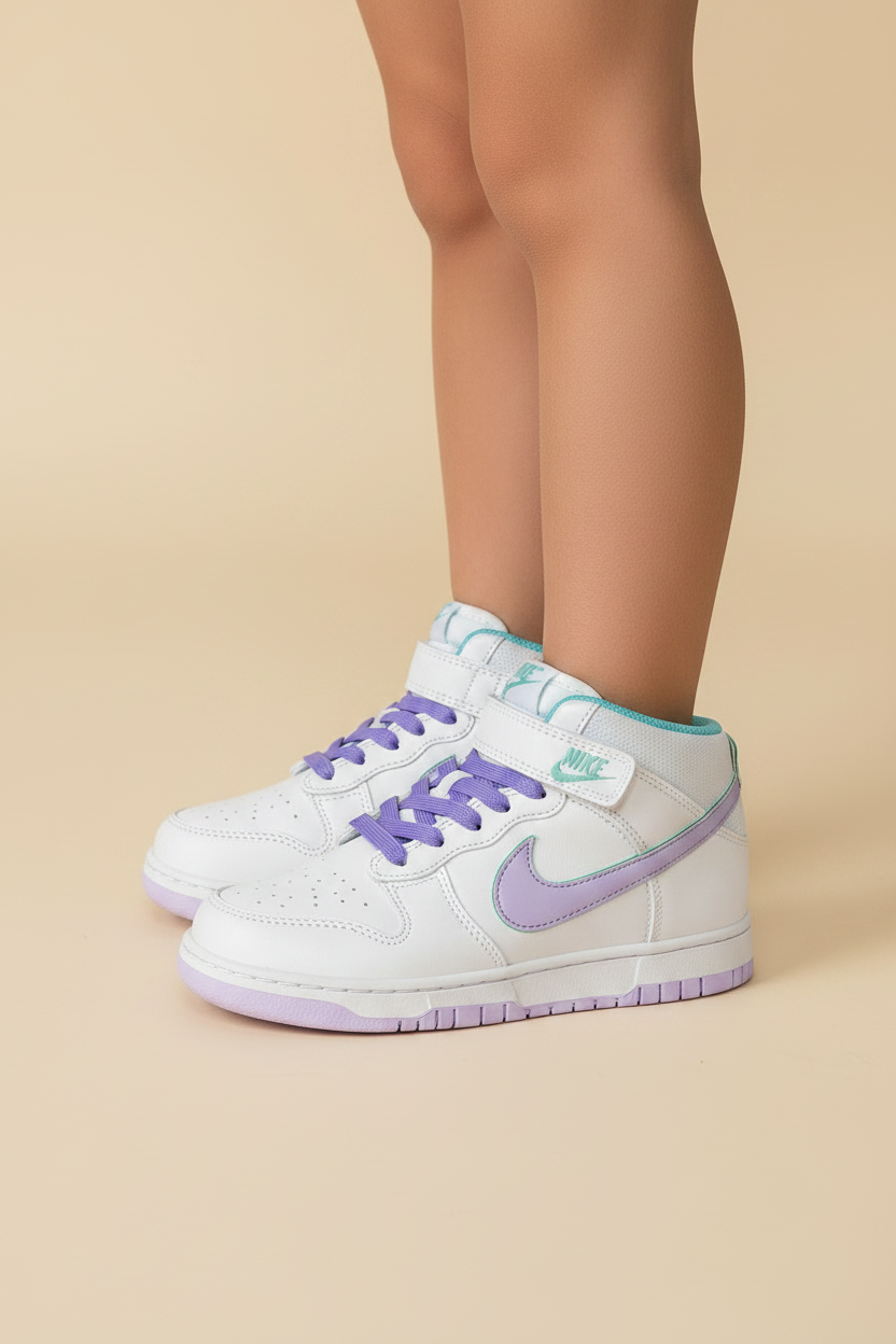 Nike 011 Court Mid